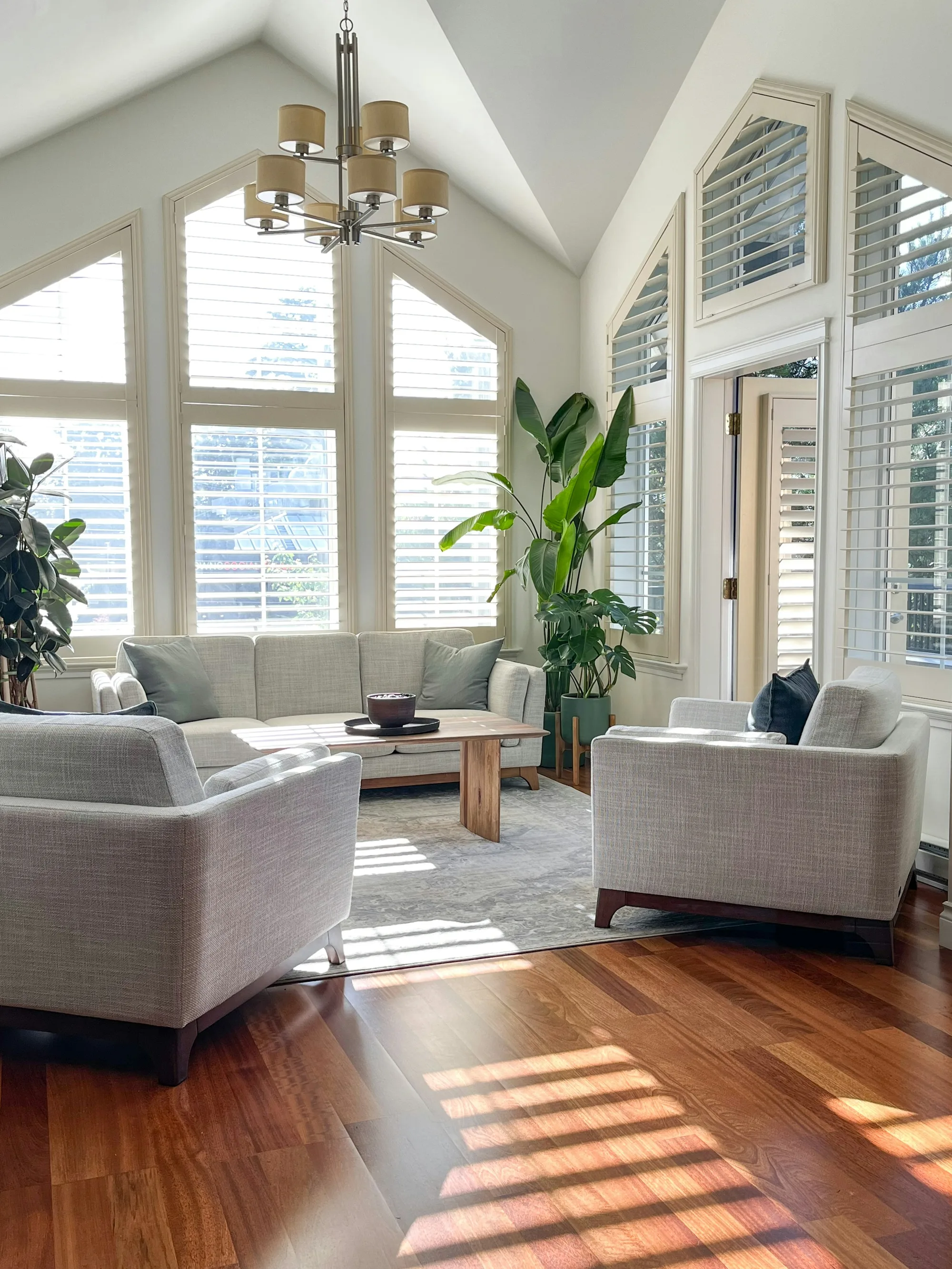 Sunlit therapy lounge